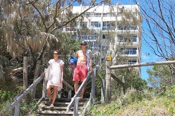 84 The Spit - Accommodation Burleigh 128