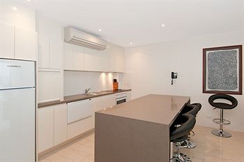 Fairshore Noosa - Accommodation Burleigh 4