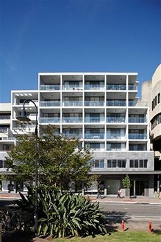 Wyndel Apartments - Clarke Street - Accommodation Burleigh 3