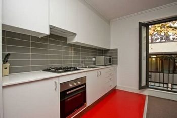 The Star Apartments - Accommodation Burleigh 19