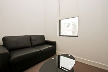 The Star Apartments - Accommodation Burleigh 23
