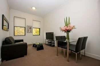 The Star Apartments - Accommodation Burleigh 26