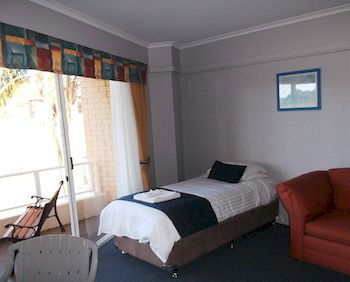 Ulladulla Harbour Motel - Accommodation Burleigh 2