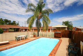 Golden Grain Motor Inn - Accommodation Burleigh 11