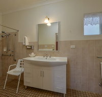 Cadman Motor Inn amp Apartments - Accommodation Burleigh