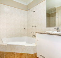 Edward Parry Motel amp Apartments - Accommodation Burleigh