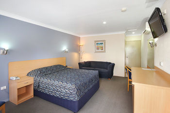 Edward Parry Motel & Apartments - Accommodation Burleigh 8