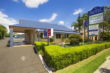 Edward Parry Motel & Apartments - Accommodation Burleigh 14