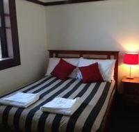 The Cooks Hill Hotel - Accommodation Burleigh