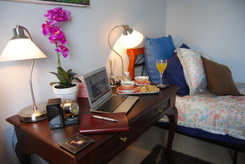L'Auberge Angara Bed And Breakfast - Accommodation Burleigh 4