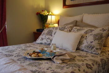 L'Auberge Angara Bed And Breakfast - Accommodation Burleigh 30