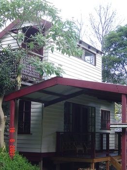 Stones Throw Cottage Bed & Breakfast - Accommodation Burleigh 8