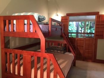 Relaxin - Accommodation Burleigh 3