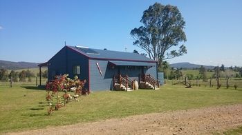 The Wattle Lodge - Accommodation Burleigh 27