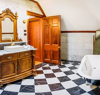 The Regents Park - Accommodation Burleigh