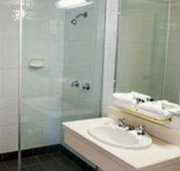 Newcastle Beach Hotel - Accommodation Burleigh
