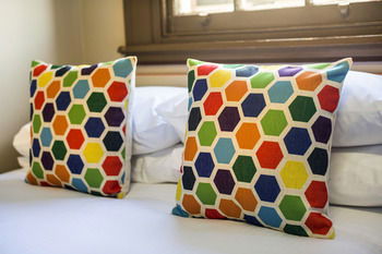 The Granville Hotel - Accommodation Burleigh 17