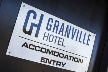 The Granville Hotel - Accommodation Burleigh 34