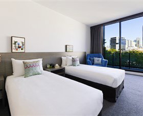 Alpha Mosaic Hotel Brisbane - Accommodation Burleigh 2