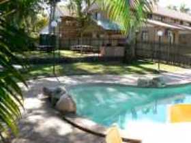 Comfort Inn And Suites Robertson Gardens - Accommodation Burleigh 0