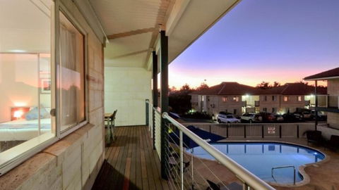 BEST WESTERN PLUS Kalbarri Edge Resort - Accommodation Burleigh 0