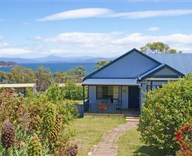 Bruny Island Accommodation Services - Omaroo Cottage - Accommodation Burleigh 0