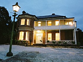 Amberley House - Accommodation Burleigh 0