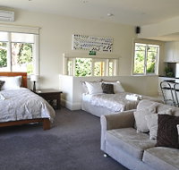 Belton House - Accommodation Burleigh
