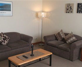 Ashwood Apartments - Bellerive - Accommodation Burleigh 3