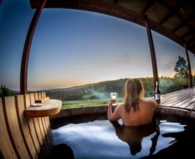 Bruny Island's Hundred Acre Hideaway - Accommodation Burleigh 0