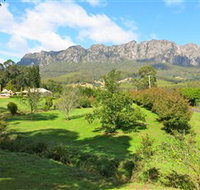 Mount Roland Country Lodge - Accommodation Burleigh