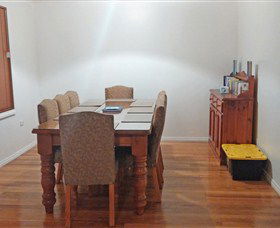 West Coast Bed And Breakfast - Accommodation Burleigh 2