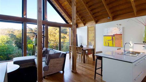 Hepburn Spa Pavilions - Saffron - Accommodation Burleigh 2