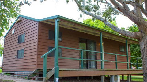 Lakes And Craters Holiday Park - Accommodation Burleigh 3