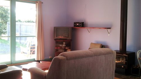 Anglesea Backpackers - Accommodation Burleigh 2