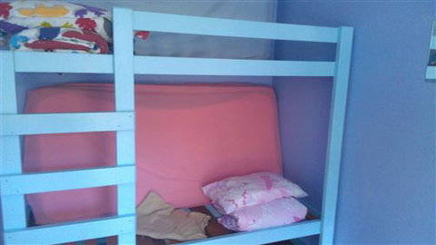 Anglesea Backpackers - Accommodation Burleigh 5