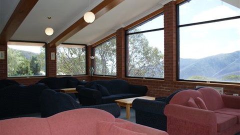 Gebi's Apartments - Accommodation Burleigh 0