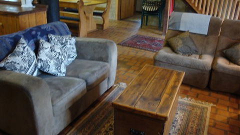 Wartook Rise Mudbrick Cabins - Accommodation Burleigh 2