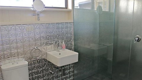 Abbeville - Accommodation Burleigh 2