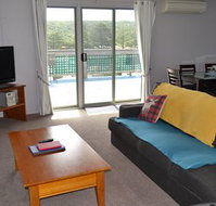 House on the Hill Port Campbell - Accommodation Burleigh