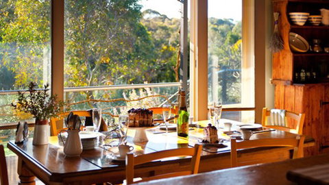 Kookaburra Ridge - Accommodation Burleigh 2