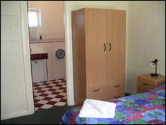 Hello Adelaide Motel + Apartments - Accommodation Burleigh 8