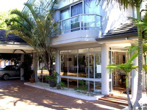 Barkley Inn - Accommodation Burleigh 0