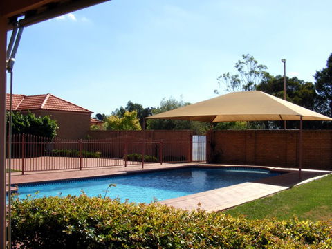 Fairways Bed & Breakfast At Jerilderie - Accommodation Burleigh 3