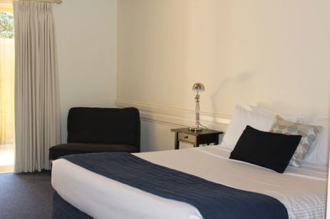Fairways Resort - Accommodation Burleigh 1