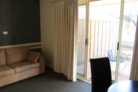Fairways Resort - Accommodation Burleigh 3