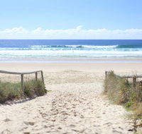 Golden Riviera Beach Resort - Accommodation Burleigh