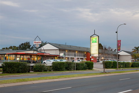 Ibis Styles Tamworth - Accommodation Burleigh 0