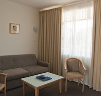 Taft Motor Inn - Accommodation Burleigh