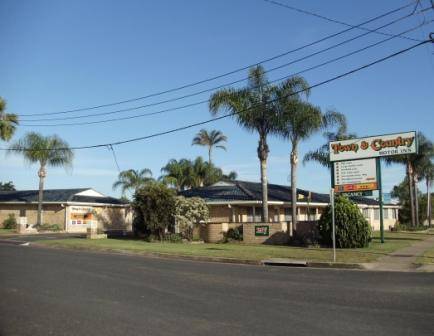 Town & Country Motor Inn Tamworth - Accommodation Burleigh 1